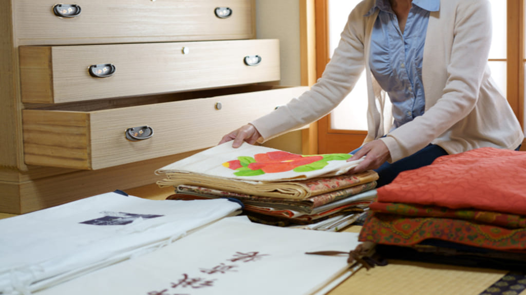 遺品処分の方法と手順を解説！費用相場や業者の選び方とは？