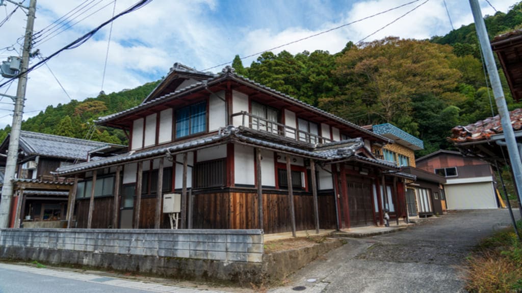実家じまいの費用はいくら？平均的な相場や手順・補助金情報を解説