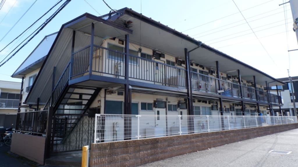 生活保護受給者が死亡後のアパート退去費用は誰が払う？相場と節約法を解説